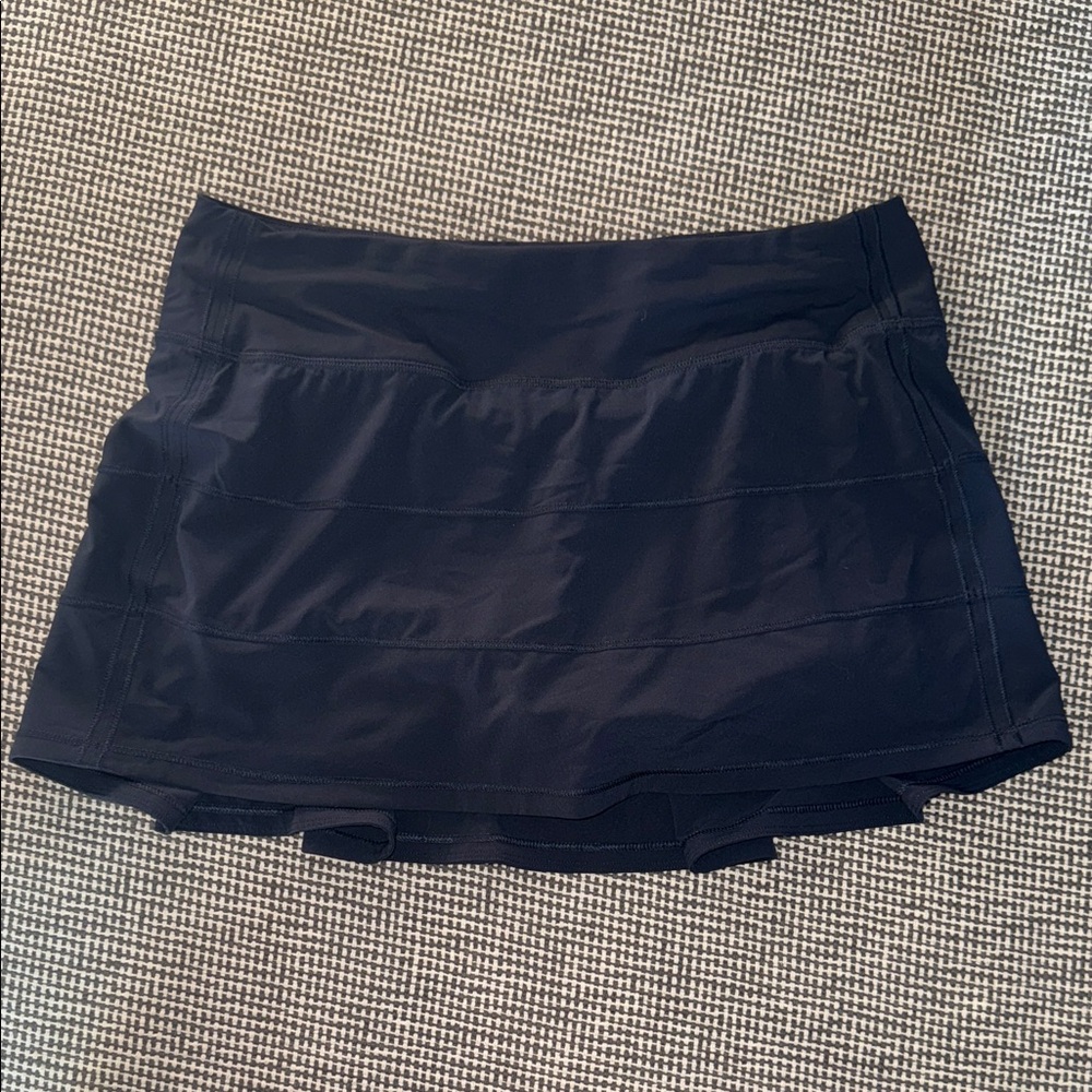 SOLD!!! Lululemon Pace Rival Mid-Rise Skirt Size 6